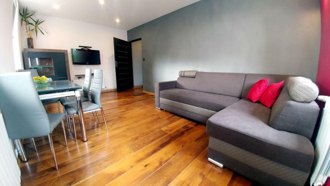 Apartamenty Korona Krosno Eksteriør bilde